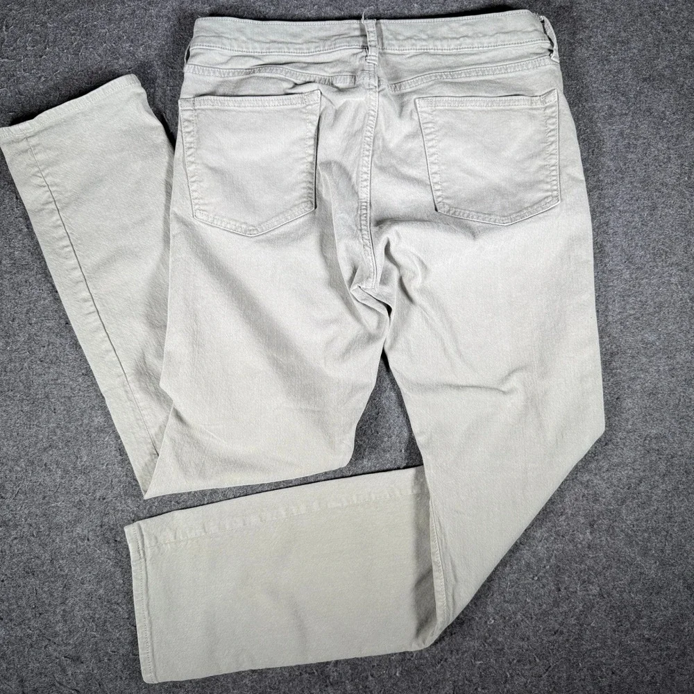 J. Crew 484 Slim Fit Pants Mens 33x34 Sage Green Cotton Stretch Button Fly 13156